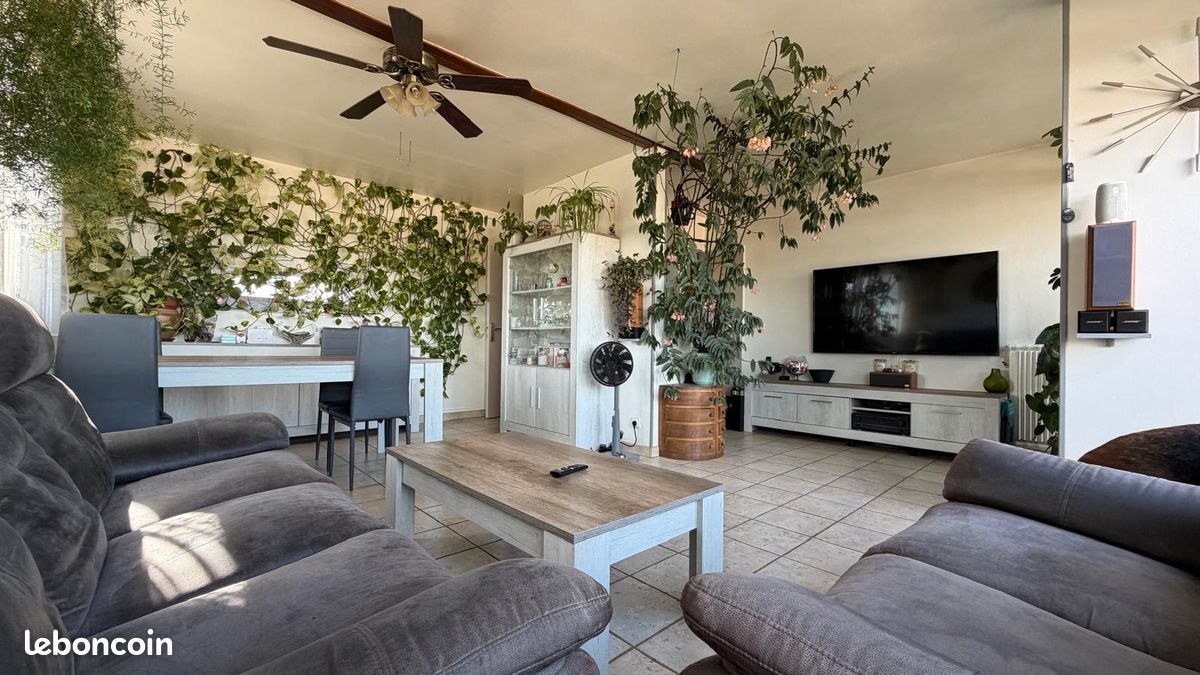 Appartement 5 pièces 99 m² · à Livry-Gargan · 99 m² · 200 000 €