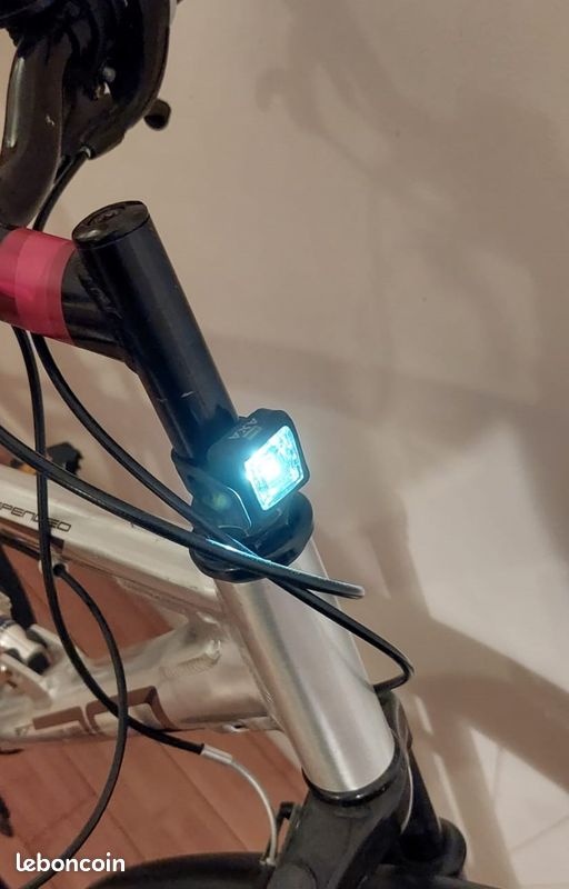 Vélo VTT VTC, tout suspendu, aluminium, 7 vitesses, garde-boue + Antivol neuf (image 6)