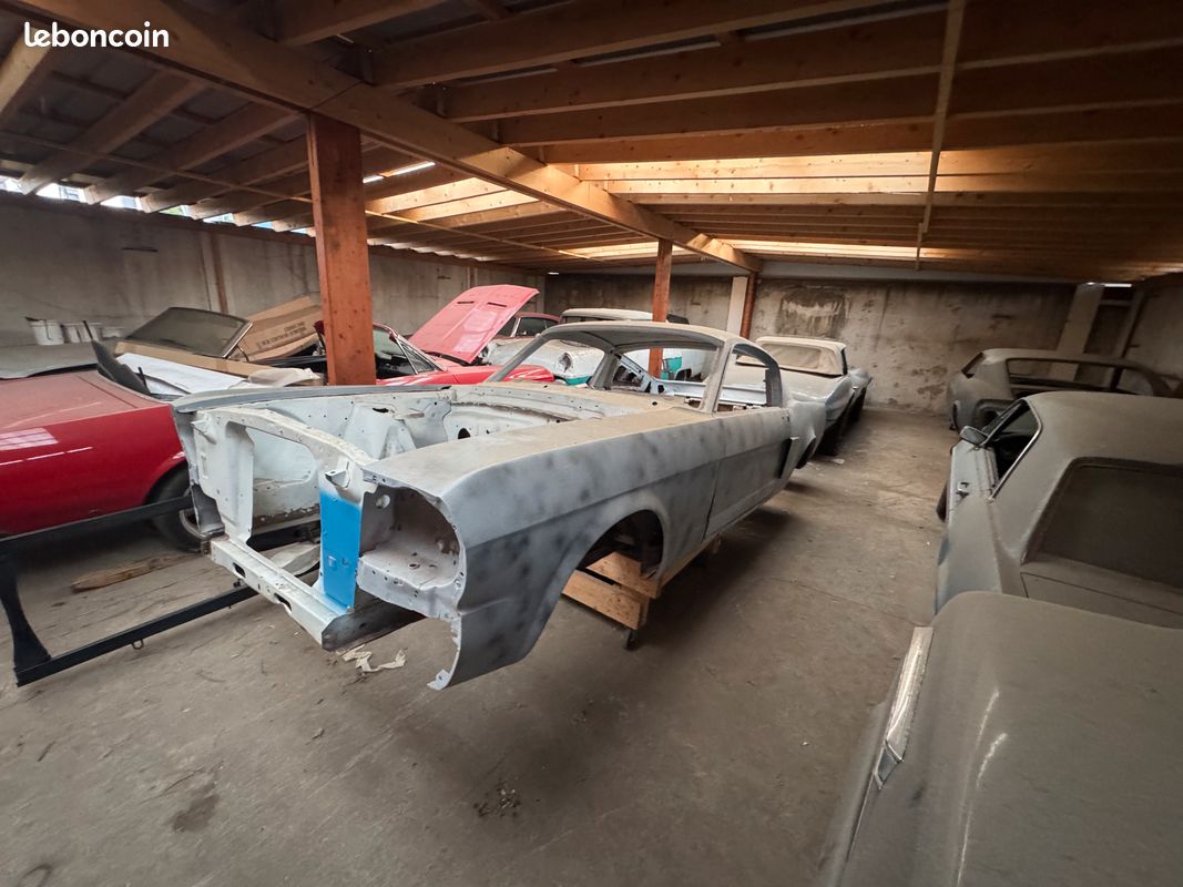 Ford Mustang Fastback V8 Code A (image 2)