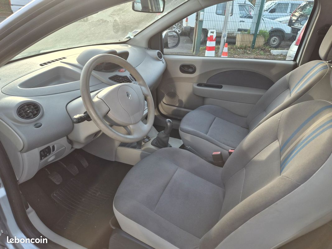 Renault twingo ii 1.5 dci 65 dynamique (image 3)