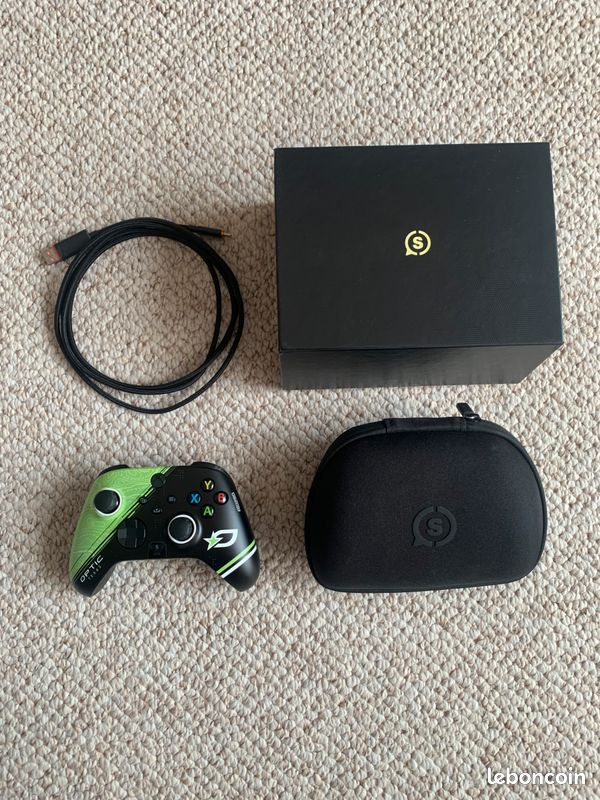 SCUF Instinct PRO Optic Gaming Manette à palettes XBOX Consoles - Main Image