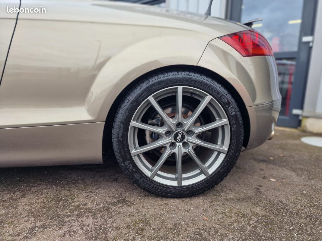 AUDI TT ROADSTER 2.0 TFSi S LINE 200CV (image 7)