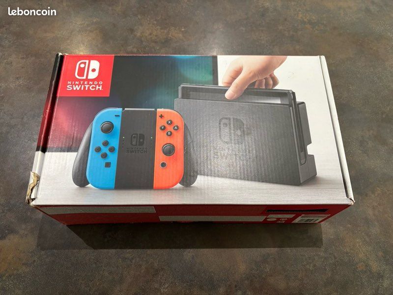 Console Nintendo Switch en boîte - Consoles