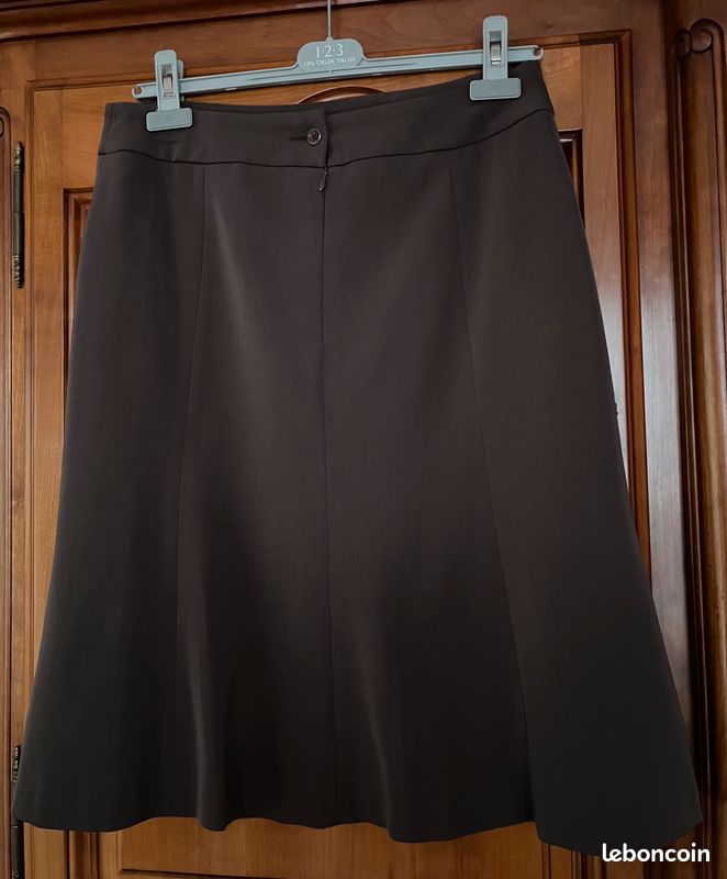 Jupe marron Antonelle T42 – Laine & polyester – Longueur 60 cm – Excellent état (image 2)