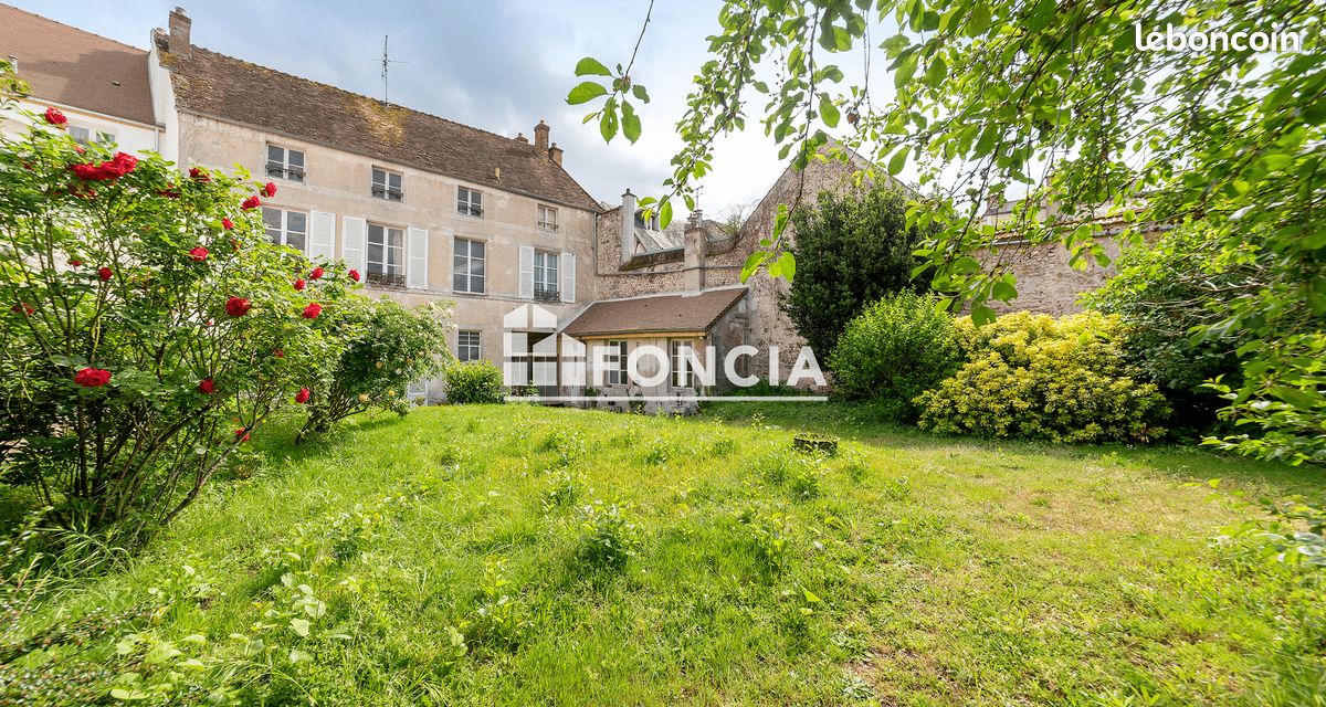 Maison 8 pièces 307 m² · à Étampes · 307 m² · 680 000 €