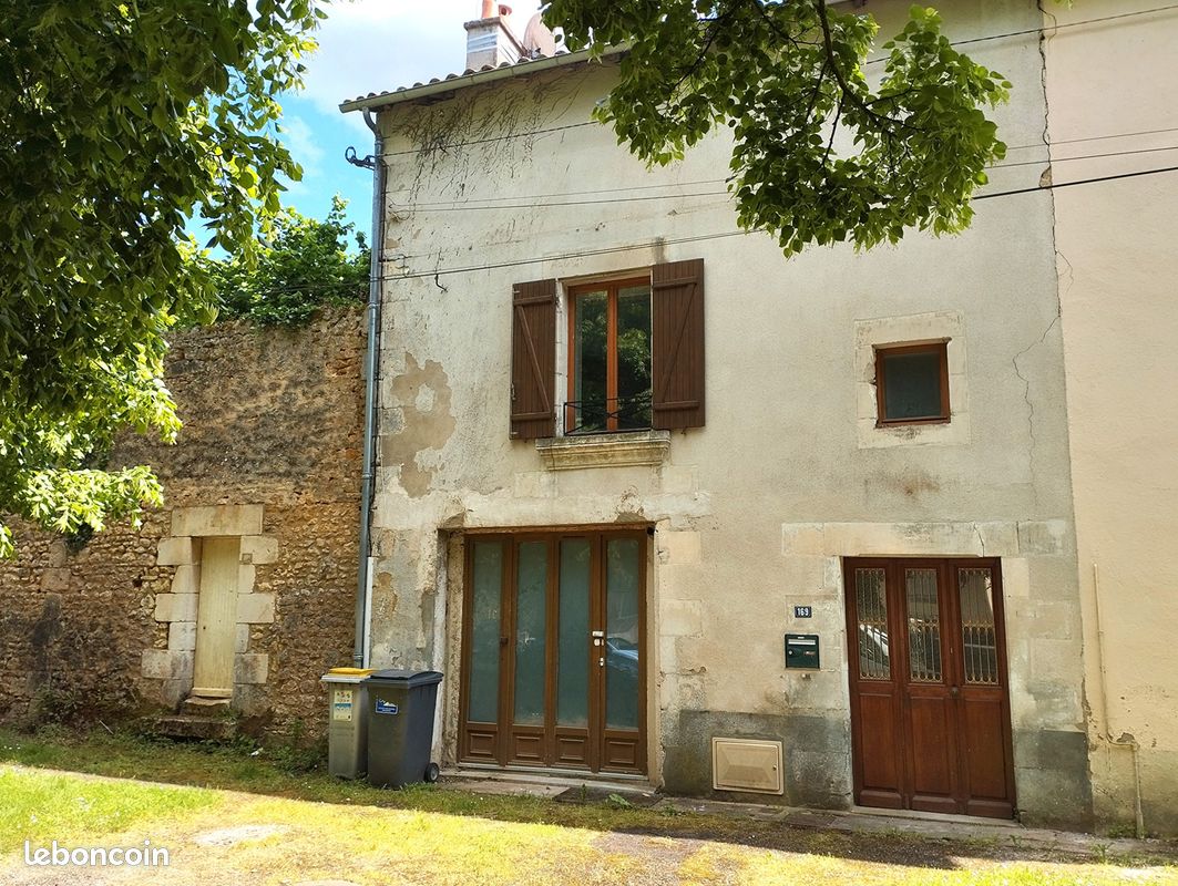 Maison 6 pièces 131 m² · à Poitiers · 131 m² · 128 200 €