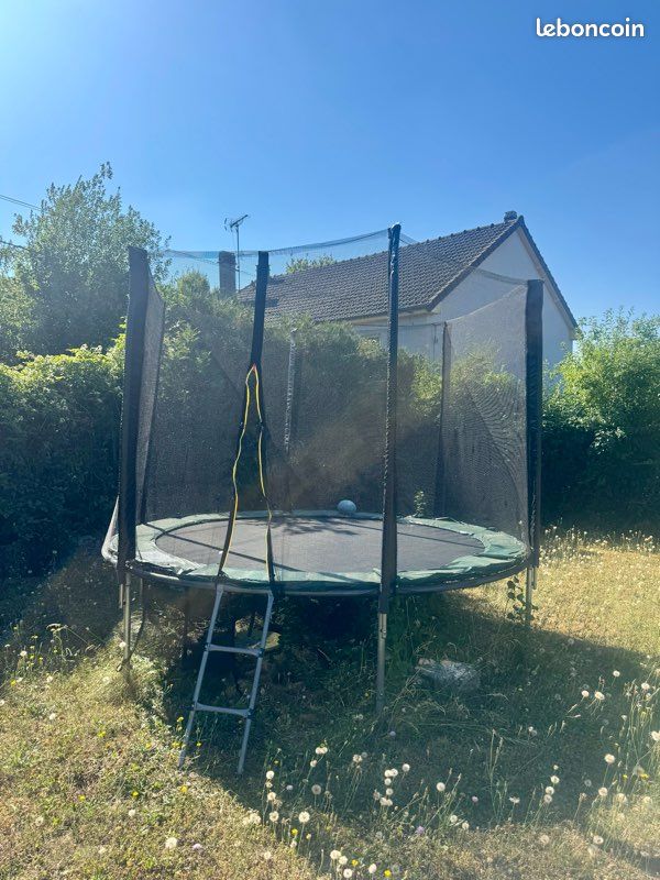 Trampoline 3 mètres (image 1)