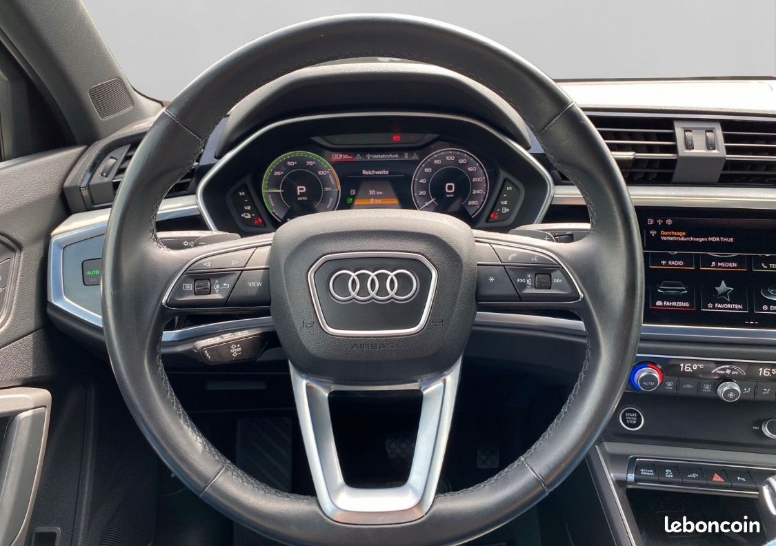 Audi Q3 SPORTBACK 45 TFSIe 245 S-LINE HYBRIDE RECHARGEABLE / ATTACHE REMORQUE JANTES 20" KEYLESS (image 9)