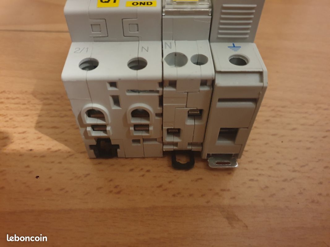 Lot pour coffret protection solaire AC 7.2Kw (image 3)
