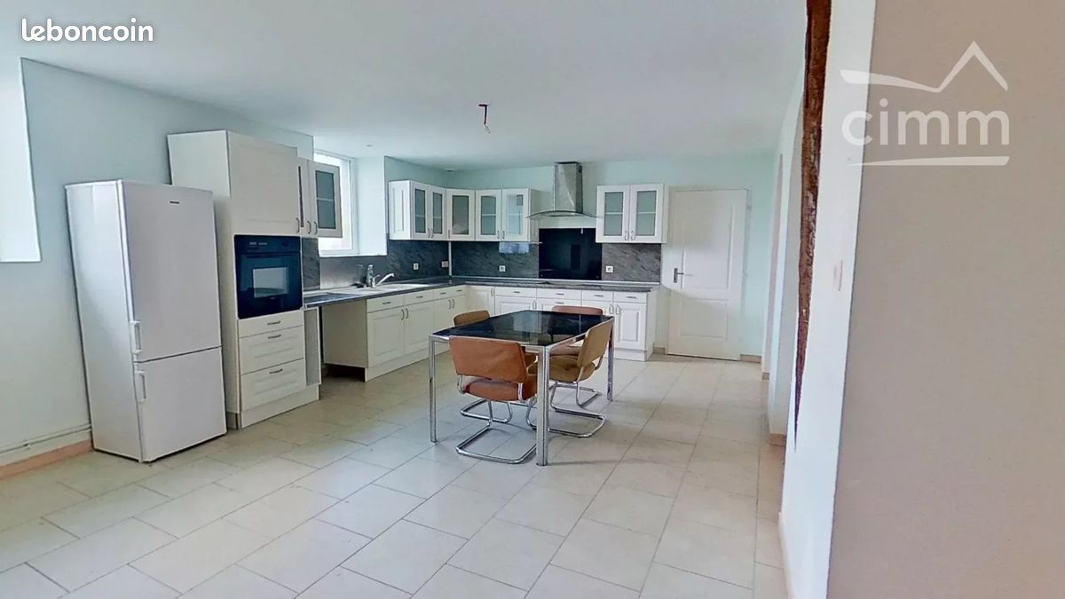 Maison 195 m² · à Vavincourt · 195 m² · 130 000 €