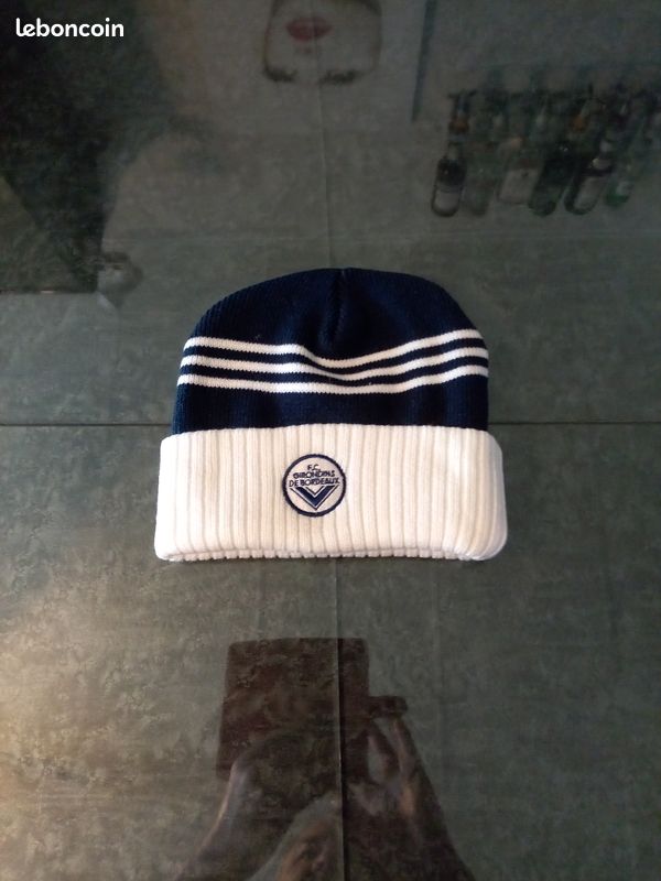 Av Bonnet girondins de Bordeaux ... (image 1)