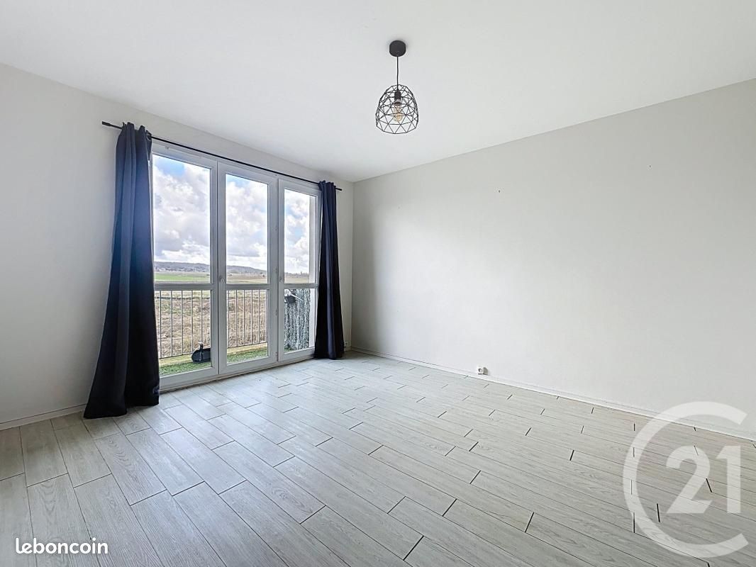 Appartement 2 pièces 41 m² · à Noyon · 41 m² · 39 000 €