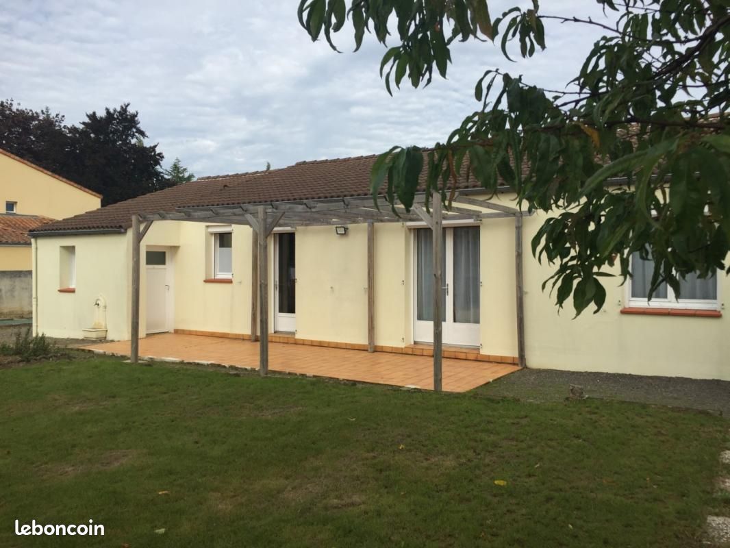 Maison 4 pièces 88 m² · à Saint-Philbert-de-Grand-Lieu · 88 m² · 930 €/mois