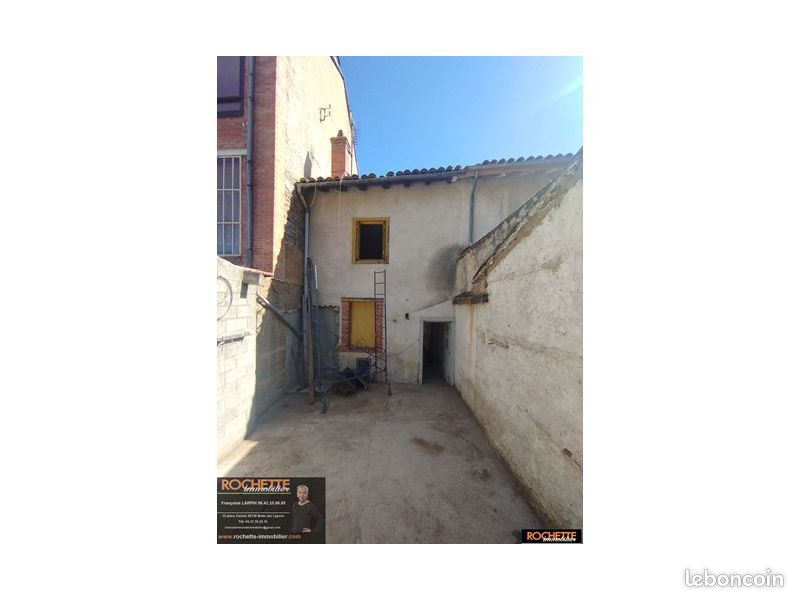 Maison 3 pièces 70 m² · à Sail-sous-Couzan · 70 m² · 40 000 €