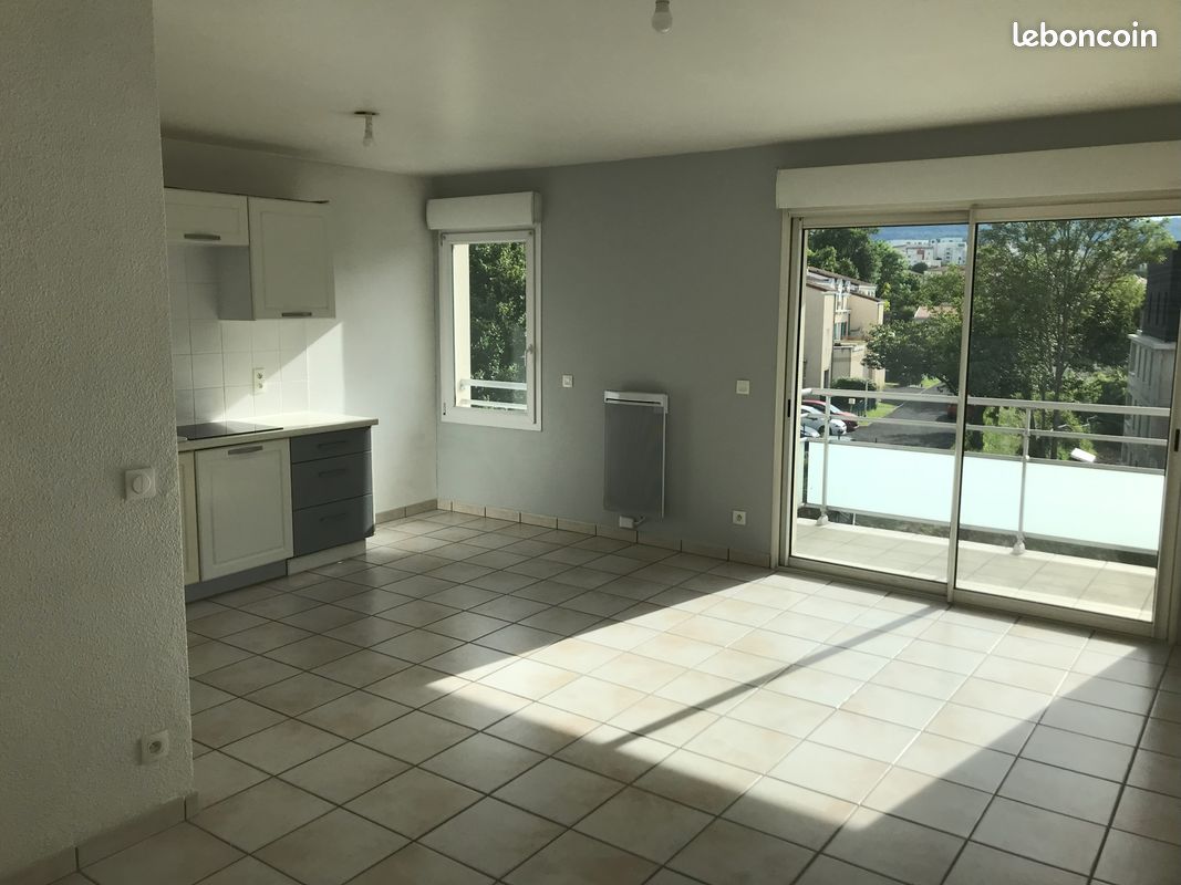 Appartement 2 pièces 48 m² · à Clermont-Ferrand · 48 m² · 650 €/mois