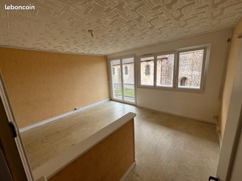 Appartement 3 pièces 54 m² · à L'Aigle · 54 m² · 590 €/mois