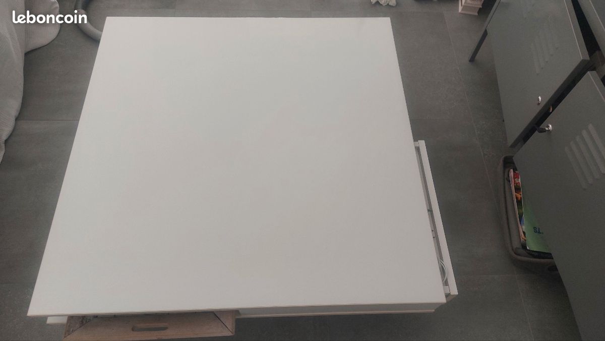 Table ikea (image 2)