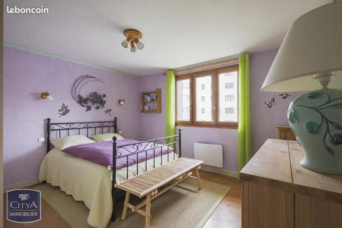 Maison 7 pièces 167 m² — 7