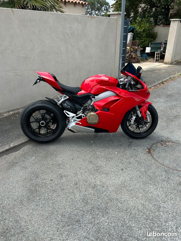 Ducati Panigale v4-suivi Ducati (image 1)