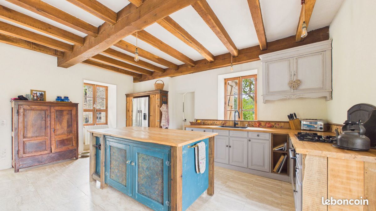 Propriété 8 pièces 300 m² (image 5)