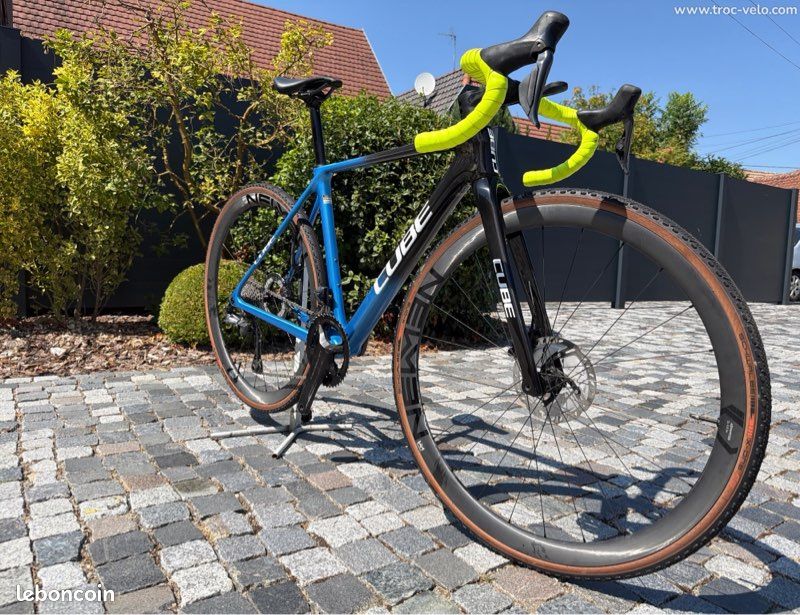 Cube cross race C68X (image 1)