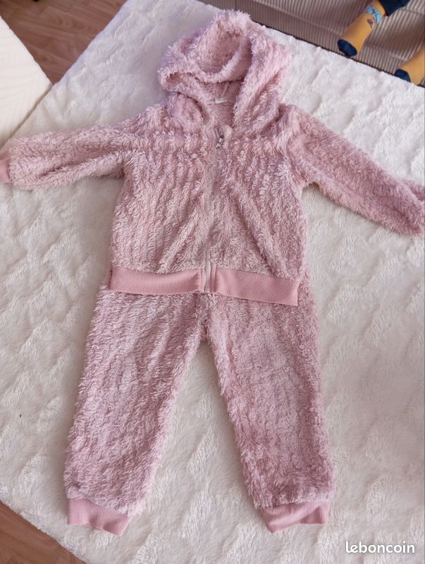 Lot d'affaires fille 3ans (image 5)
