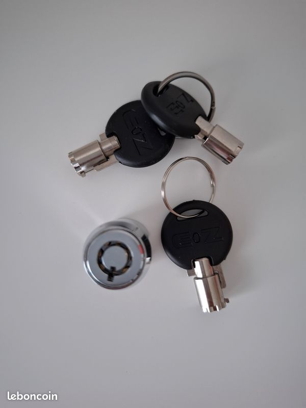 Cadenas cylindrique pour box de stockage (image 1)