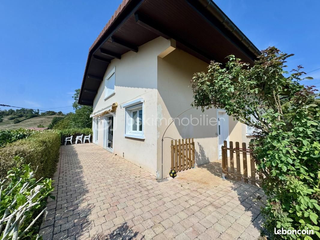 Maison 8 pièces 149 m² · à Saint-Julien-en-Genevois · 149 m² · 749 000 €