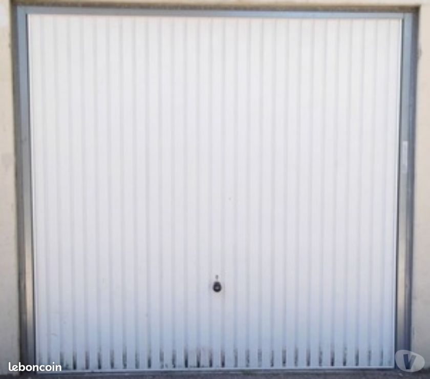 Box a vendre vaujours 93 · 14 500 €