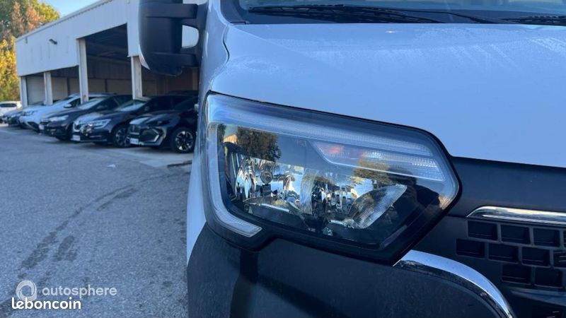 Renault Master Véhicule utilitaire ou Société F3500 L3H3 2.3 Blue dCi 135ch Confort Euro6E (image 17)