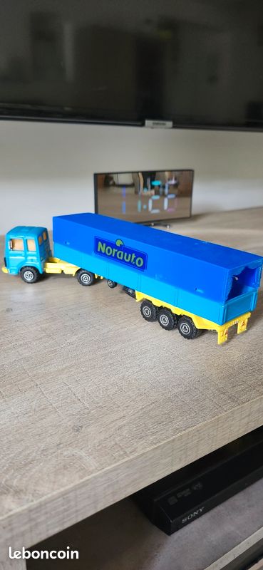 Majorette Vintage Renault Saviem PS30 Bâché custom Norauto Venez me ...