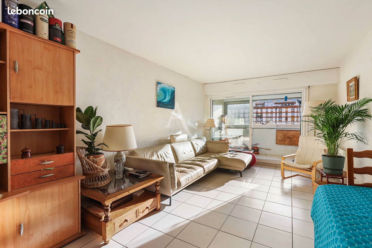Appartement 4 pièces 88 m² · à Paris · 88 m² · 751 000 €