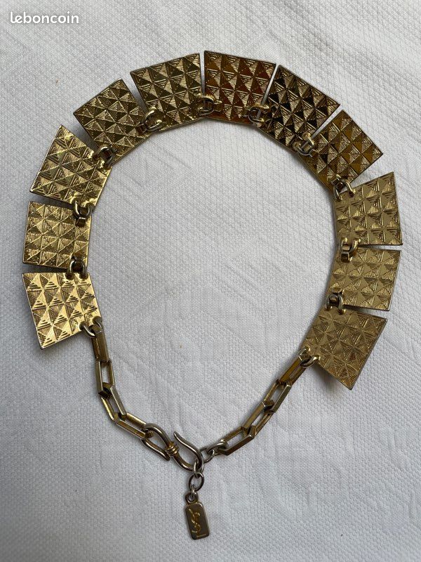 Collier vintage Yves Saint Laurent avec pyramides en relief et résine léopard (image 2)