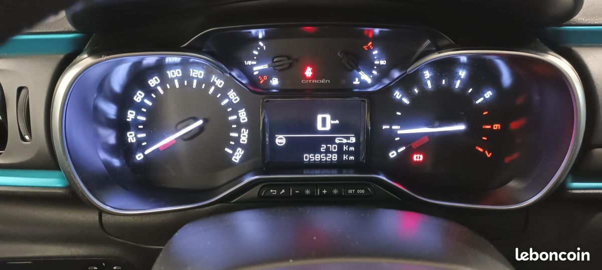 Citroën C3 BlueHDi 100 S&S BVM6 Shine Pack (image 2)