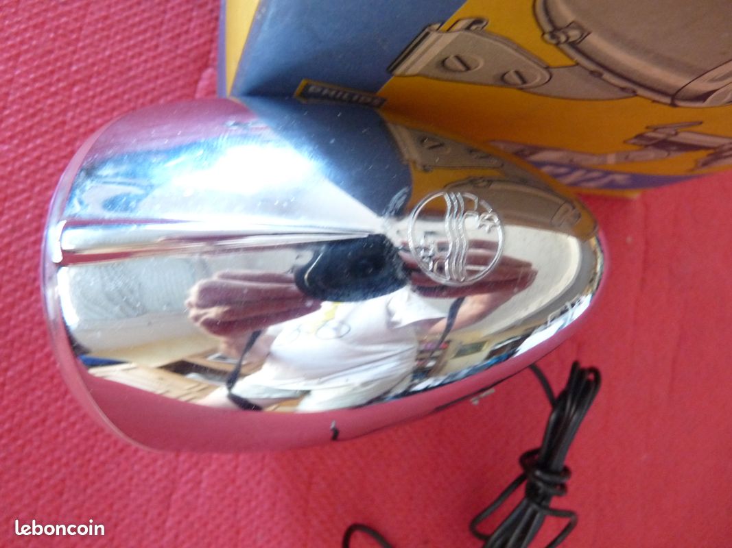 Ensemble Phare Avant Et Dynamo Vélo Ancien – Radio Phare – Fabrication Française