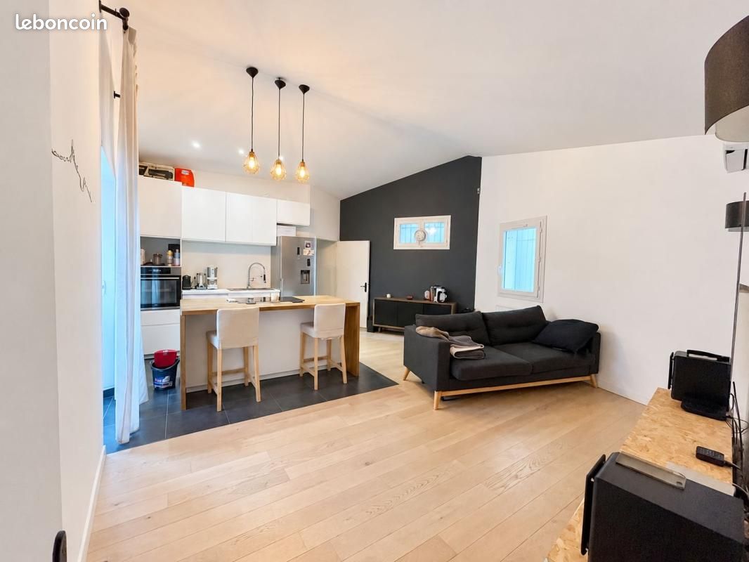 Appartement 2 pièces 49 m² · à Marseille · 49 m² · 900 €/mois