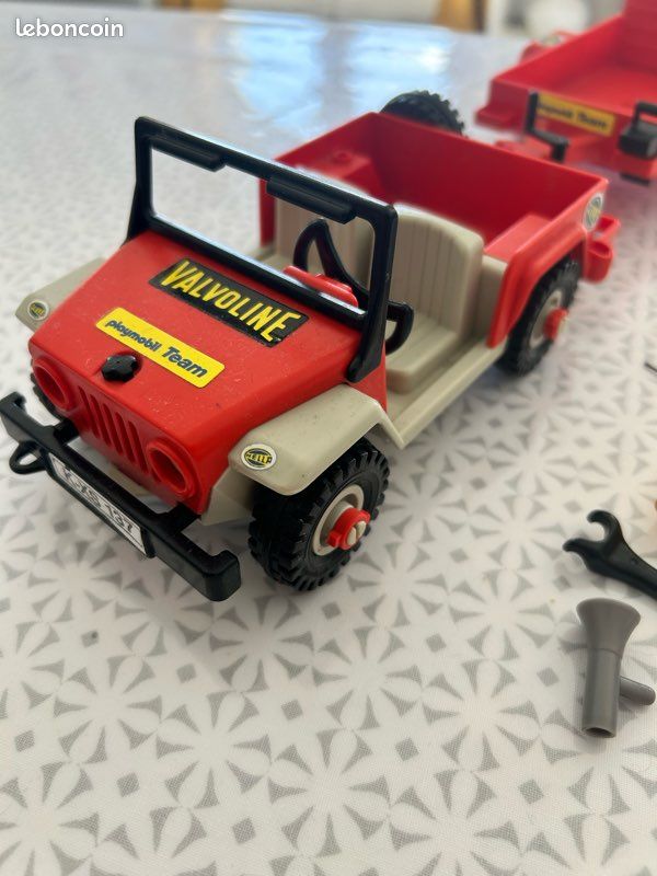 Lot Playmobil Vintage 1981 – Jeep + Remorque – Team Valvoline