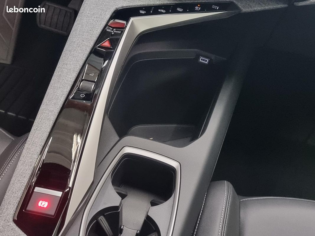 Peugeot 3008 iii hybrid 145 allure e-dcs6 (image 19)