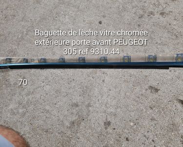 Baguette Enjoliveur D'Aile Peugeot 305 Réf. 7861.49 - Neuf D'Origine, Côté Avant Gauche