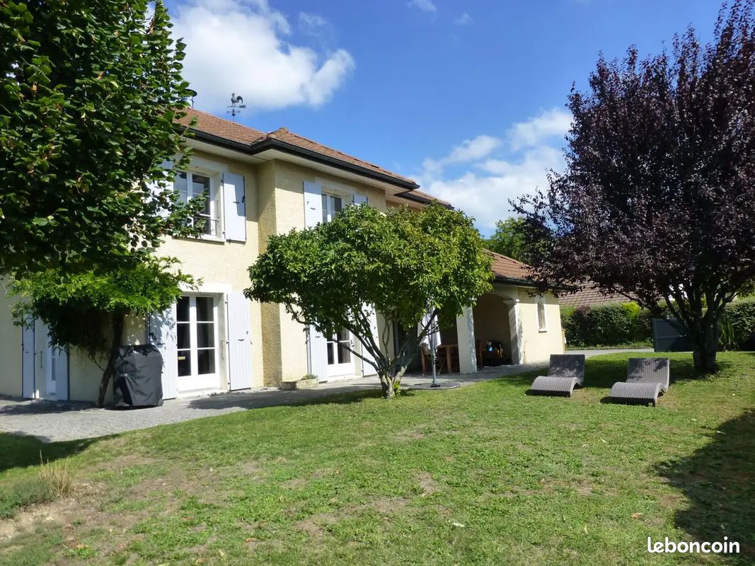 Maison 5 pièces 160 m² · à Poisy · 160 m² · 935 000 €