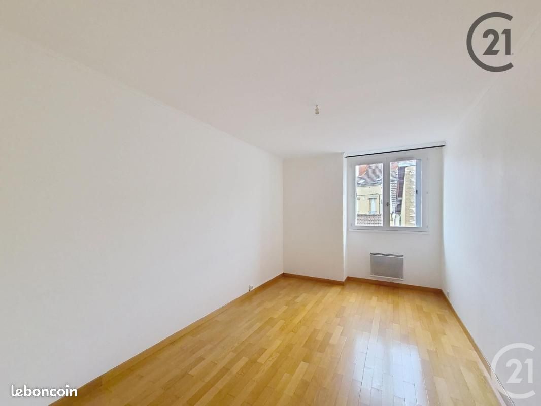 Appartement a louer montereau-fault-yonne - 4 pièce(s) - 102 m2 - Surfyn