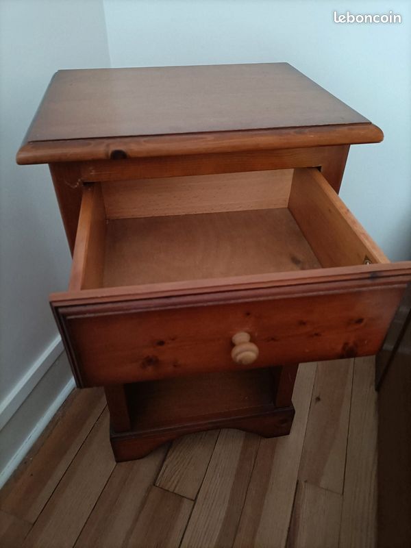 Table de chevet (image 3)