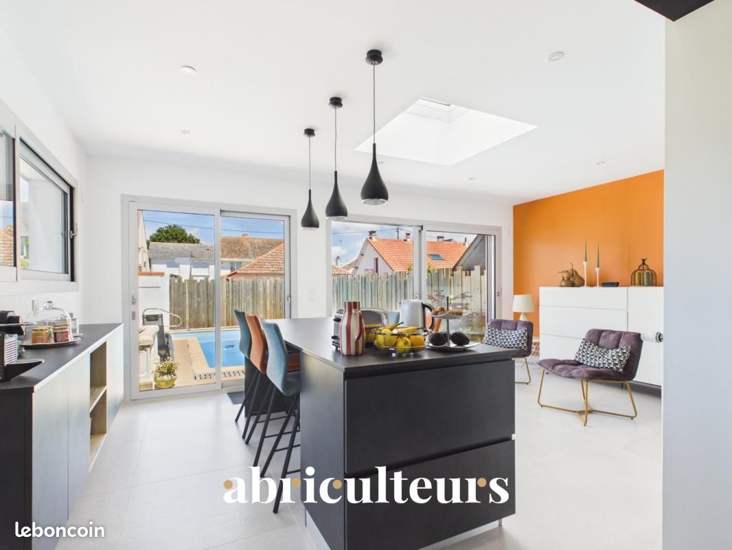 Maison 6 pièces 141 m² (image 2)