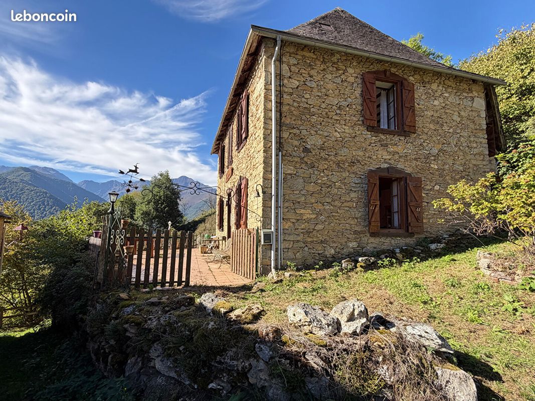 Maison 5 pièces 150 m² · à Bordes-Uchentein · 150 m² · 225 000 €