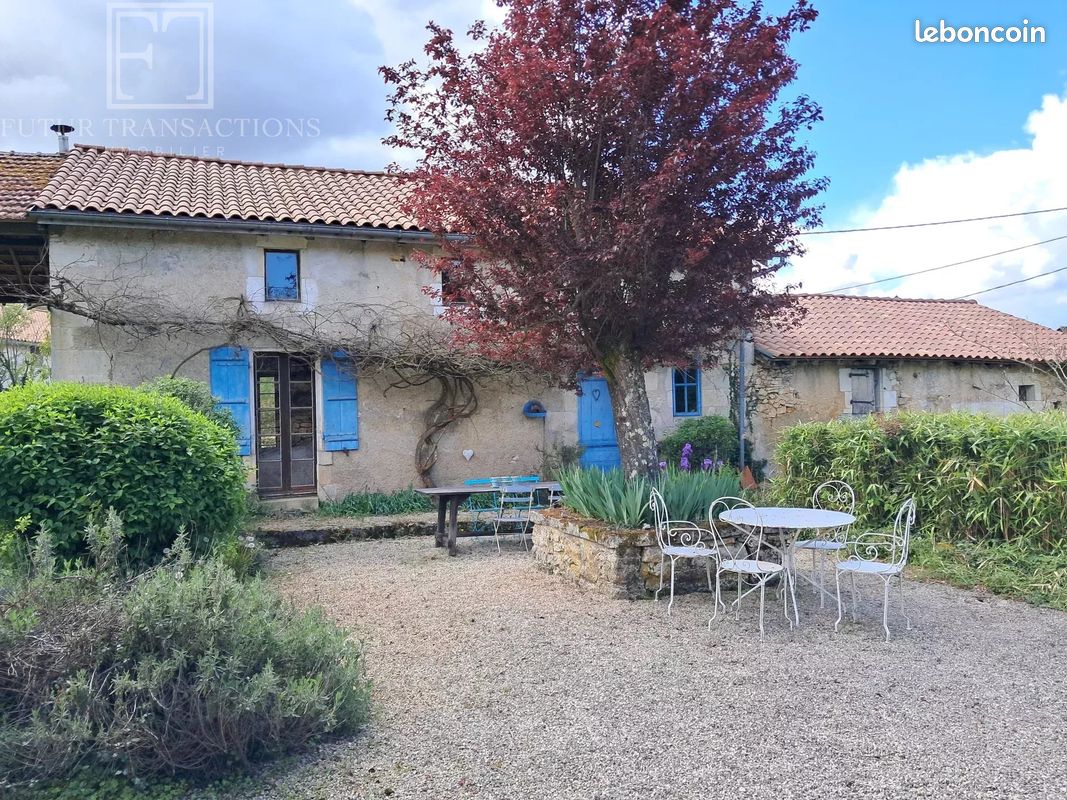 Maison 5 pièces 127 m² · à Saint-Front-la-Rivière · 127 m² · 181 900 €