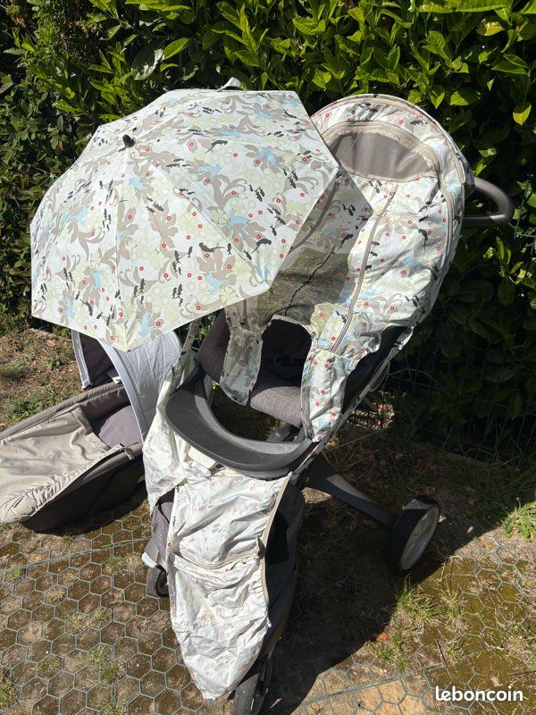 Poussette avec équipements (image 4)