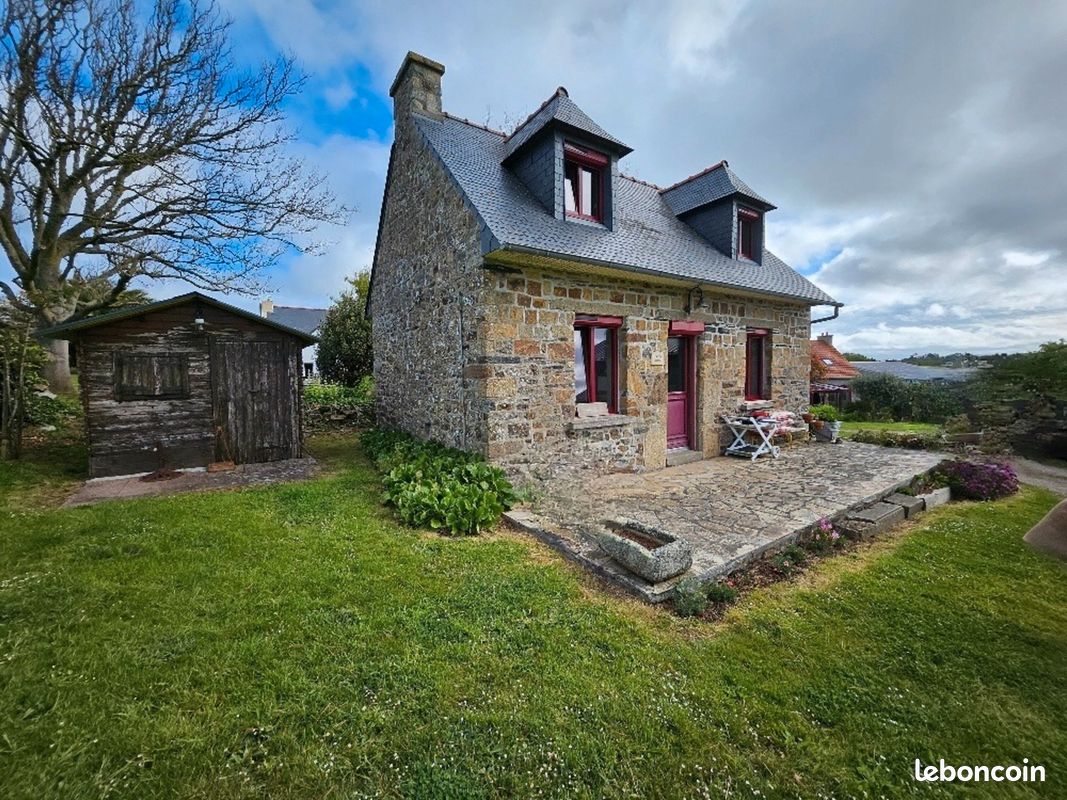 Maison 14 pièces 188 m² · à Roscanvel · 188 m² · 416 000 €