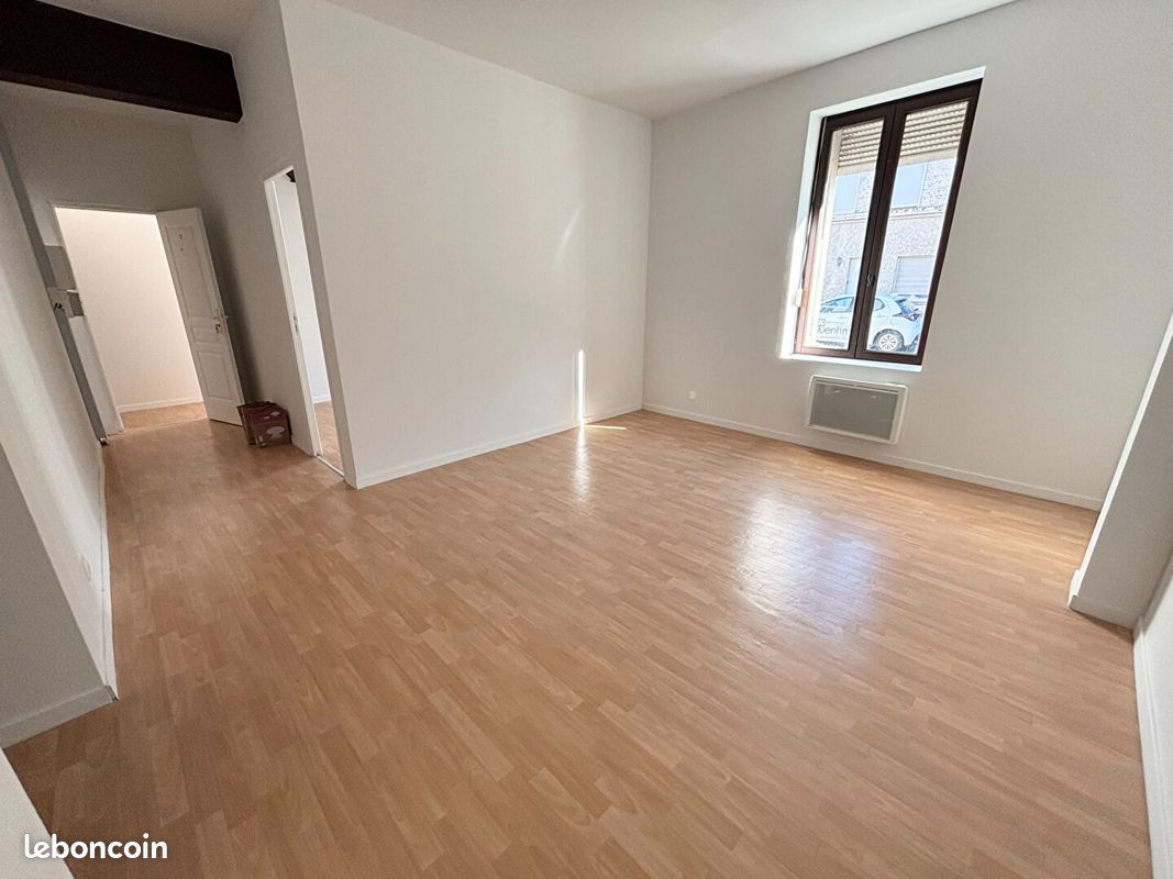 Appartement 2 pièces 46 m² · à Guise · 46 m² · 450 €/mois