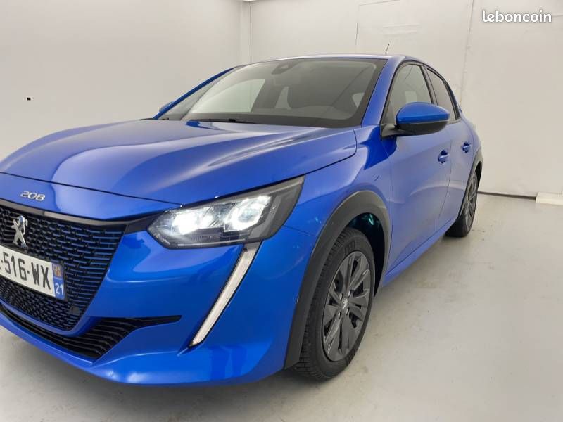 Peugeot 208 Electrique 50 kWh 136ch Style (image 24)
