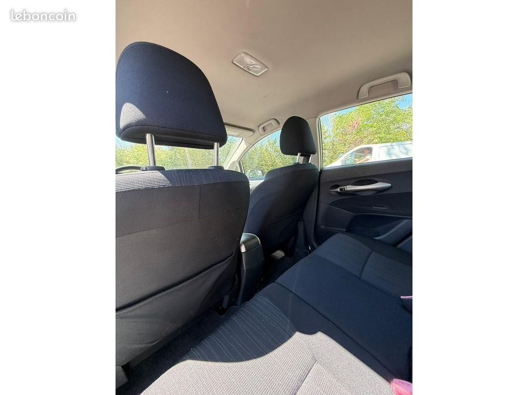 Toyota auris 126 d-4d moteur a chaine de distribution entretien complet (image 13)